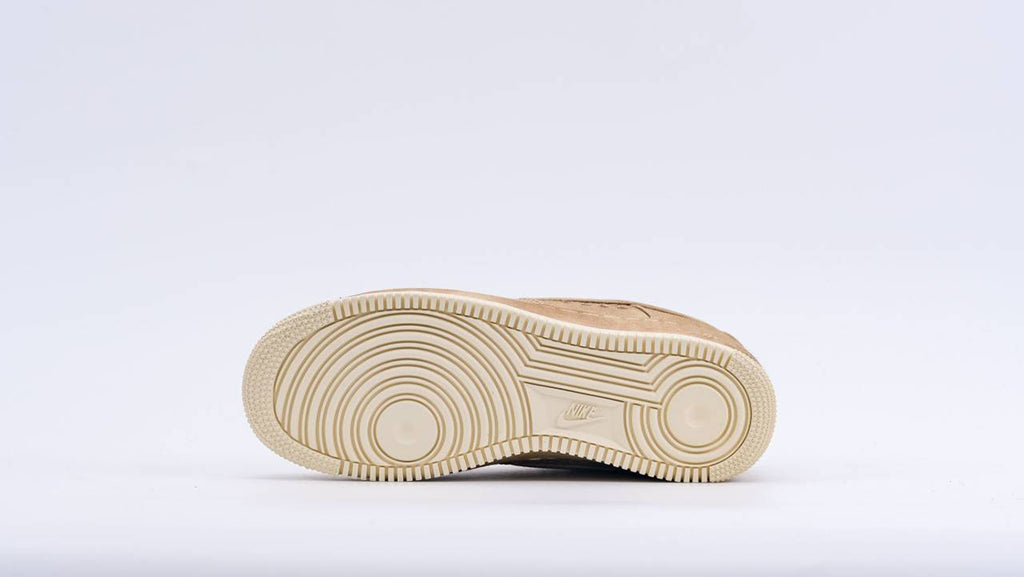 Air Force 1 07 Premium NAI-KE Beige - Swoosh Stitch Detail