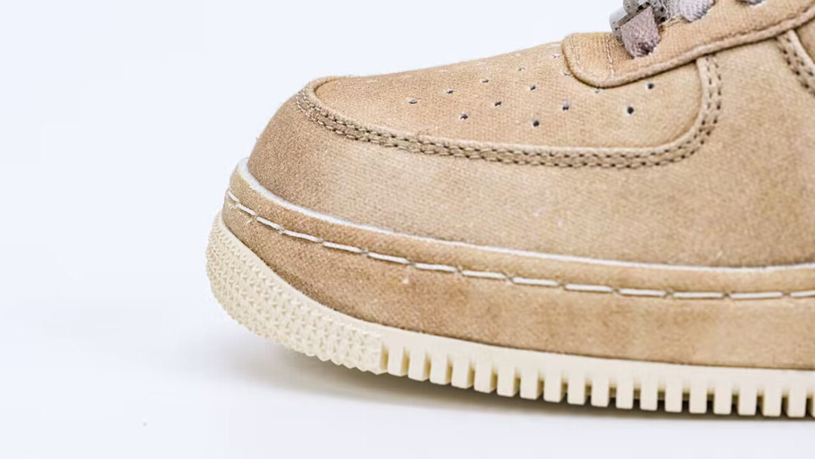 Air Force 1 07 Premium NAI-KE Beige - Detail 2