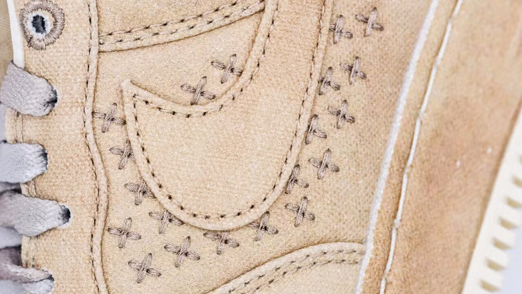 Air Force 1 07 Premium NAI-KE Beige - Detail 3