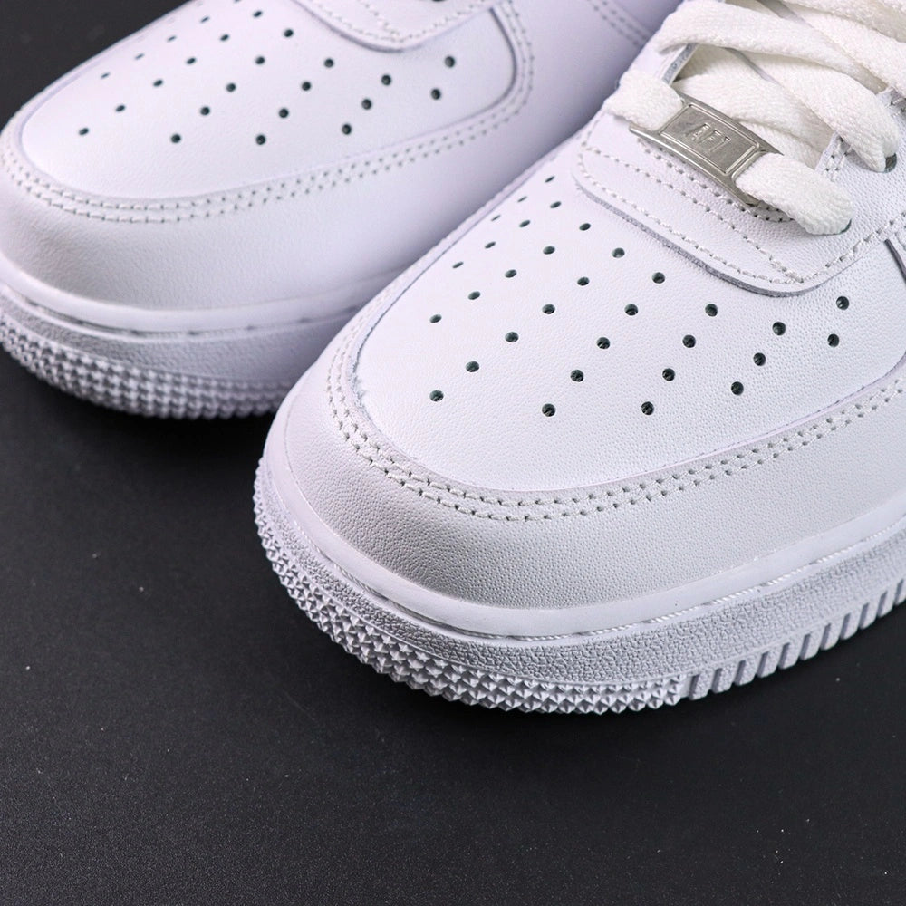 Air Force 1 07 Triple White - Detail 4