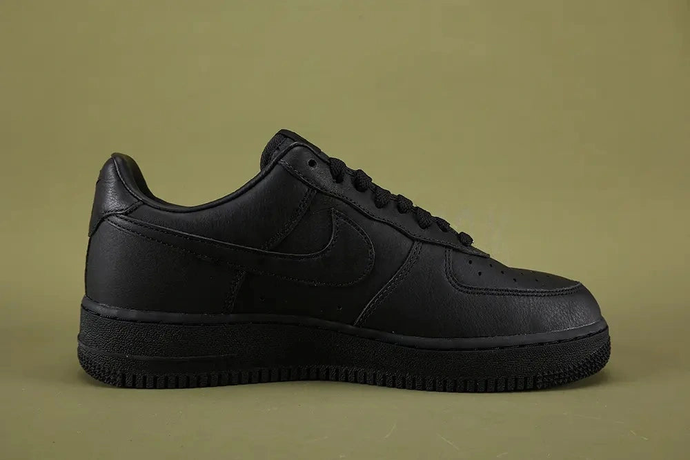 Air Force 1 Low CPFM Black - Toe Box Lace Detail