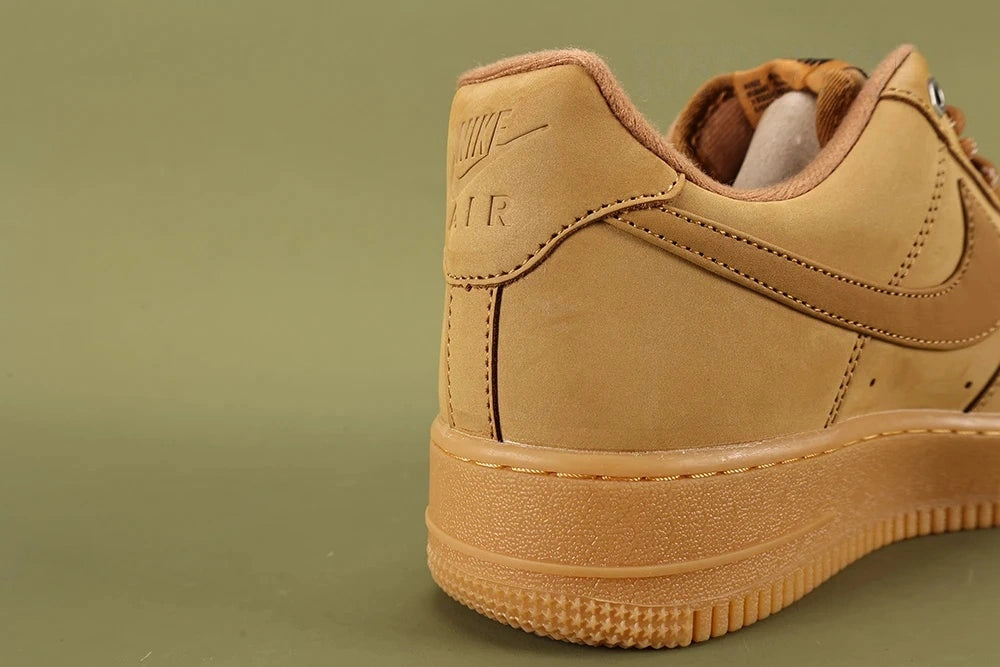 Air Force 1 Low Flax - Top Down Toe View