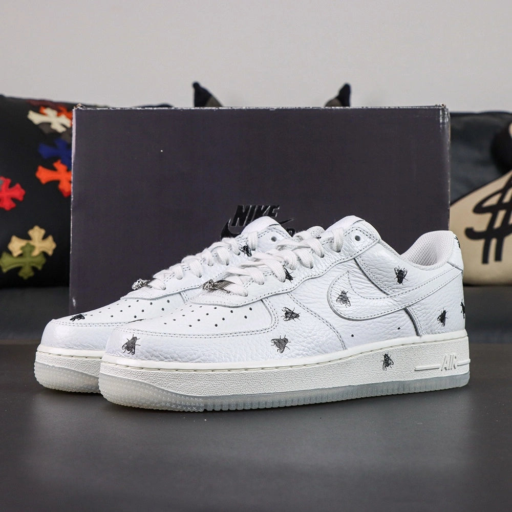 Air Force 1 Low Houseflies 2025 - Single Lateral Side Profile