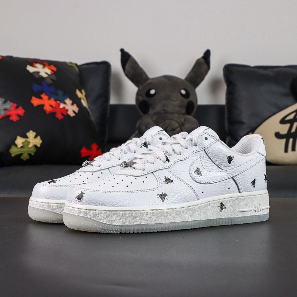 Air Force 1 Low Houseflies 2025 - Pair Heel View