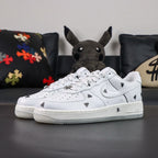 Air Force 1 Low Houseflies 2025 - Pair Heel View