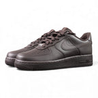 Air Force 1 Low Velvet Brown - top view collar detail