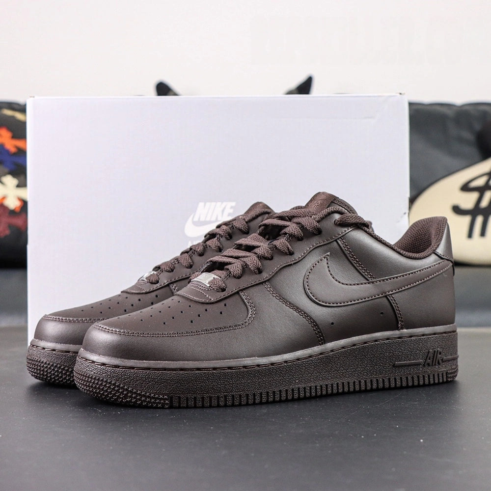 Air Force 1 Low Velvet Brown - overhead angle