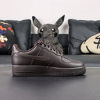 Air Force 1 Low Velvet Brown - sole detail