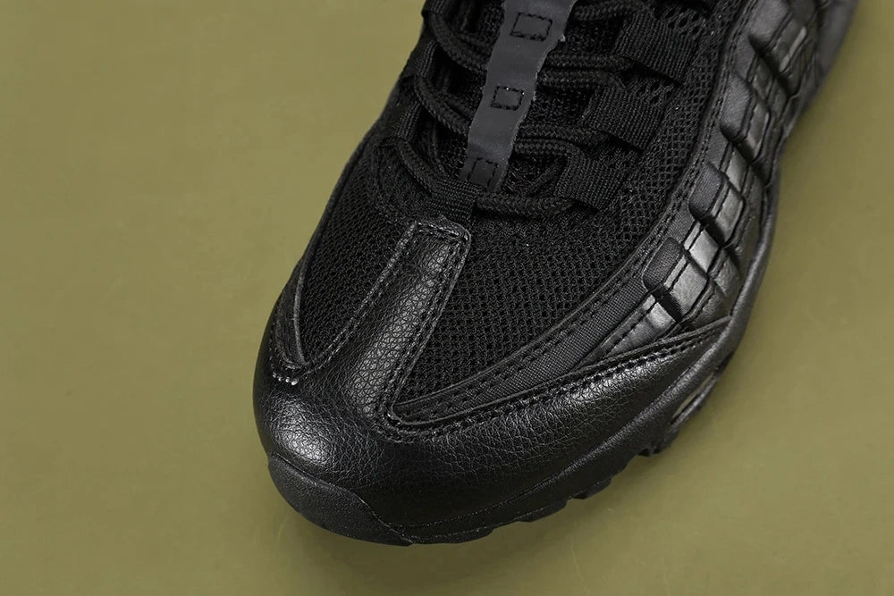 Air Max 95 Essential Triple Black - Detail