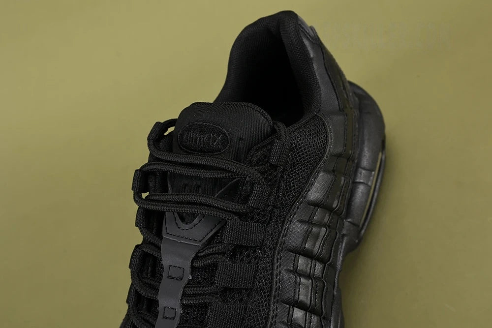 Air Max 95 Essential Triple Black - Detail 2
