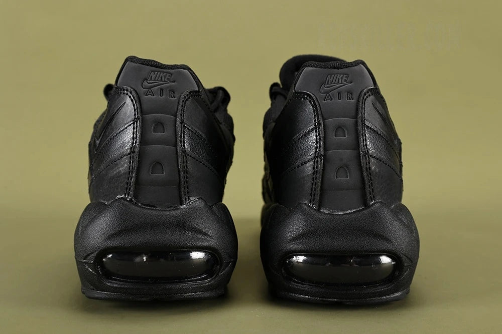 Air Max 95 Essential Triple Black - Detail 3