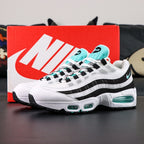 Air Max 95 OG Black Border 2025 - Lateral Side Profile