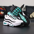 Air Max 95 OG Black Border 2025 - Tongue and Insole Detail