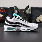 Air Max 95 OG Black Border 2025 - Front View Pair