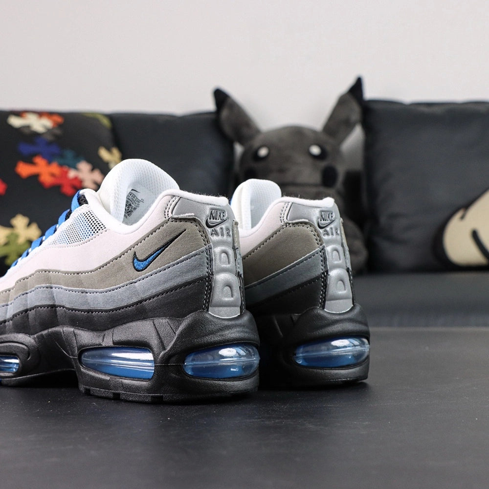 Air Max 95 OG Blue Spark 2025 - Outsole and Heel Air Unit Detail