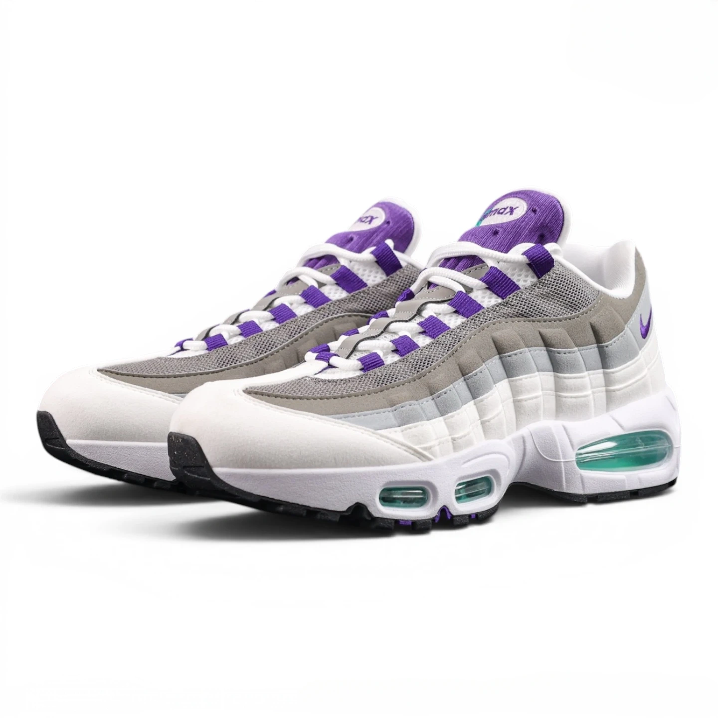 Air Max 95 OG Grape 2026 - Pair with Outsole Displayed
