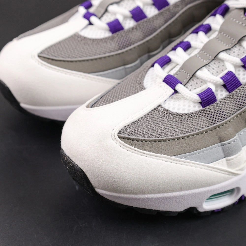 Air Max 95 OG Grape 2026 - Pair Top View on Dark Background