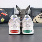 Air Max 95 OG Greedy What The 2026 - Toe Box and Lace Loop Detail