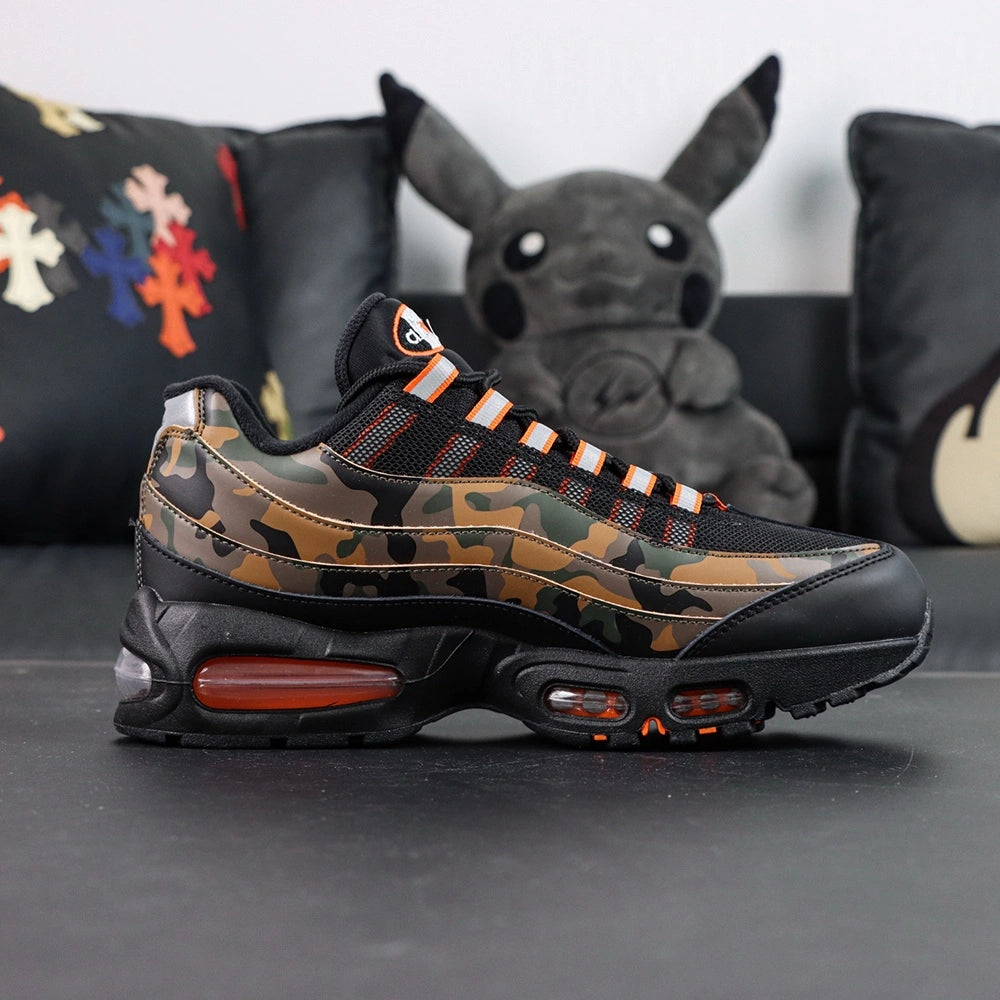 Air Max 95 OG Orange Camo 2025 - Toe Box and Camo Overlay Close Up