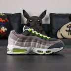 Air Max 95 OG Reverse Neon 2025 - Toe Box and Hairy Suede Detail Close Up