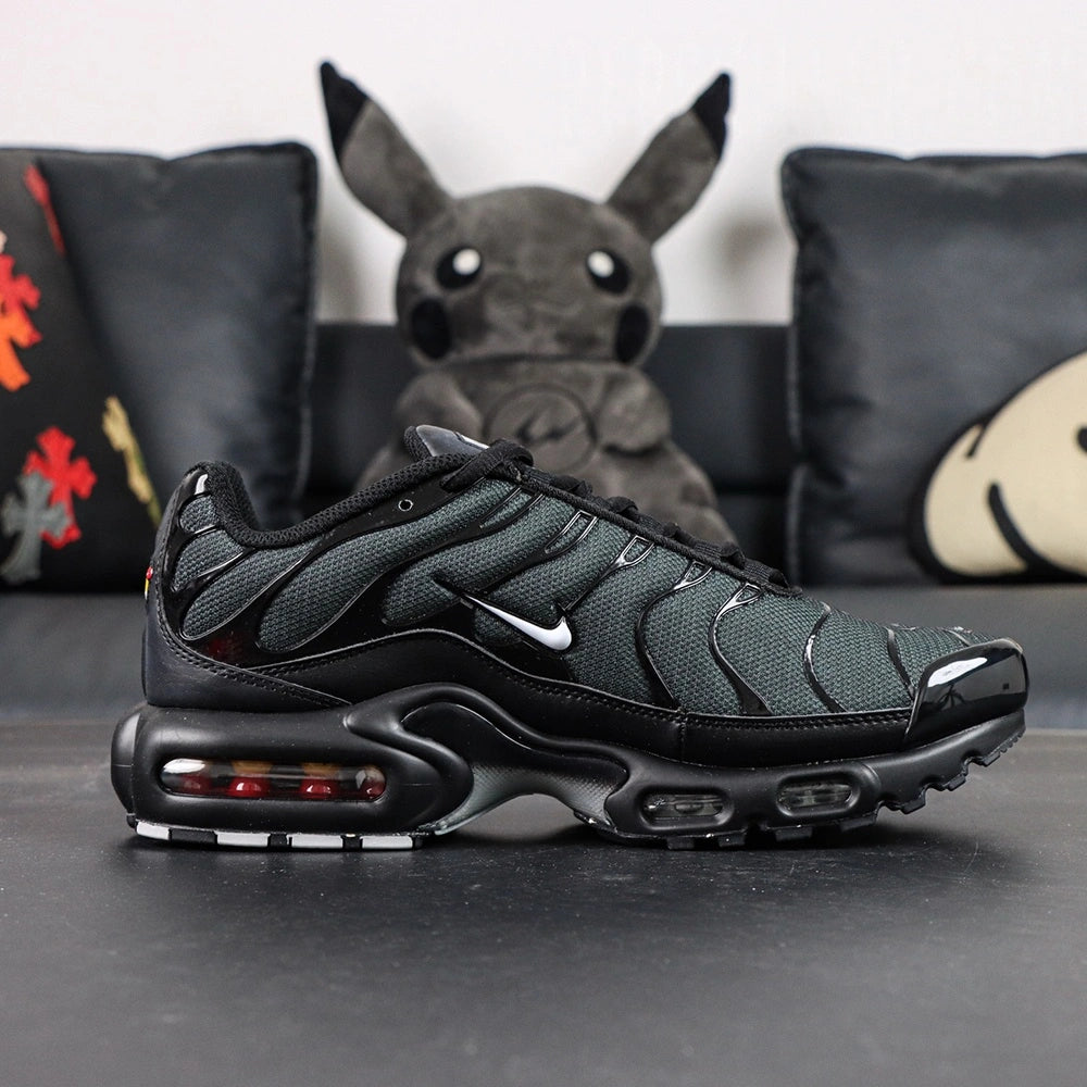 Air Max Plus Multi Swoosh Black Bright Crimson 2023 - Toe Box Close Up Detail on Dark Background