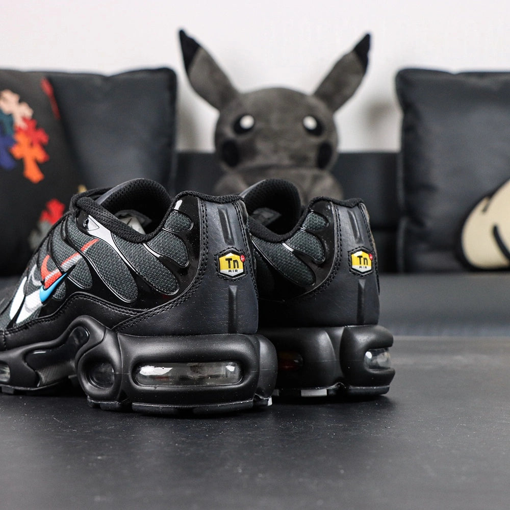 Air Max Plus Multi Swoosh Black Bright Crimson 2023 - Detail 2