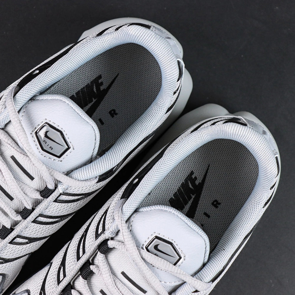 Air Max Plus TN Wolf Grey 2018 - Detail 2