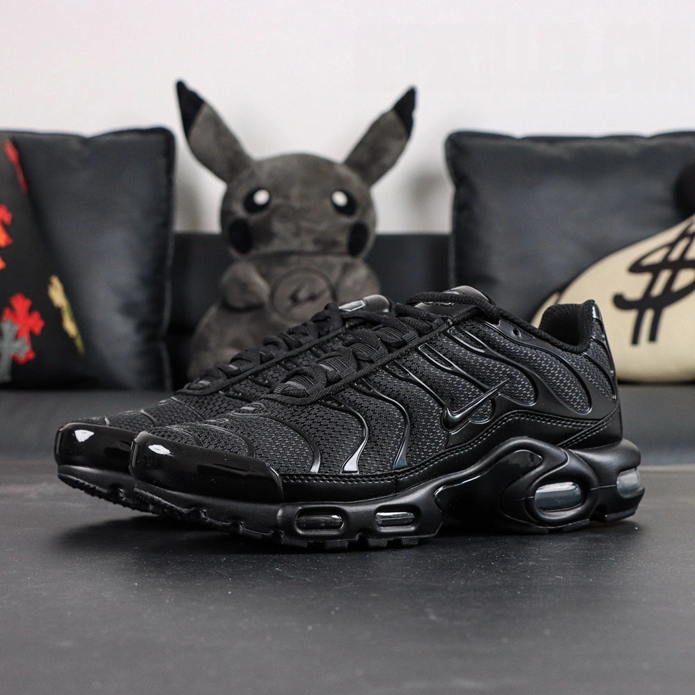 Air Max Plus Triple Black 2017 - Detail