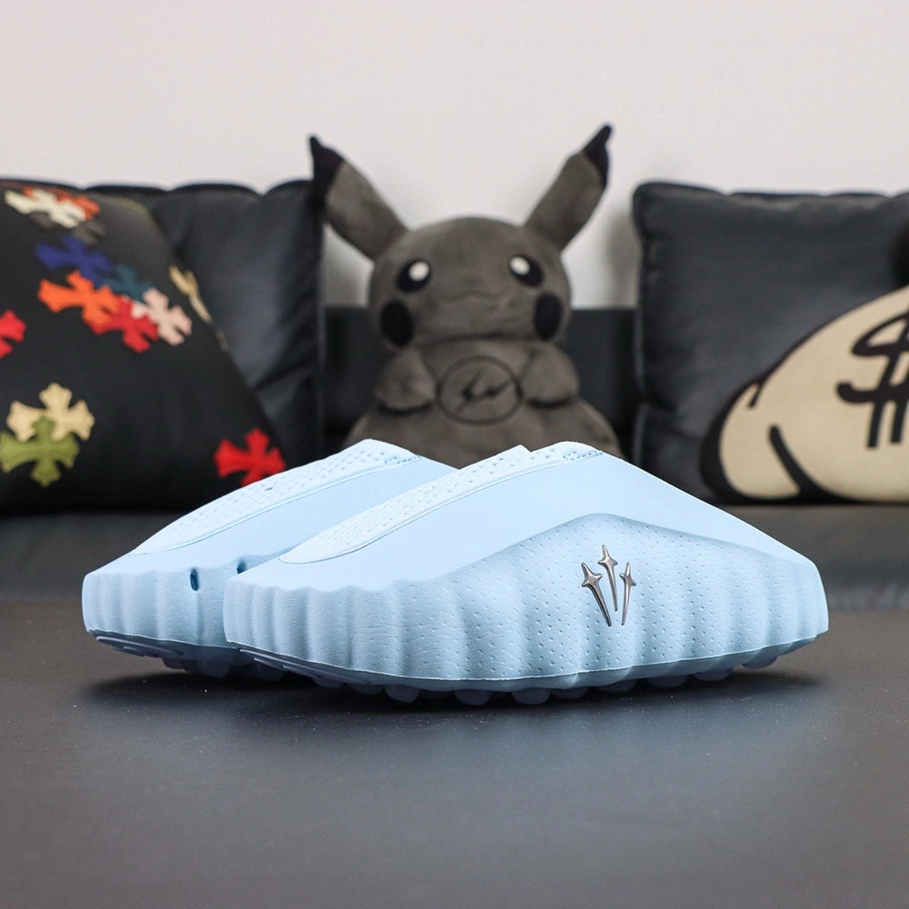 Drake NOCTA x Mind 001 Glacier Blue 2026 - Heel badge detail