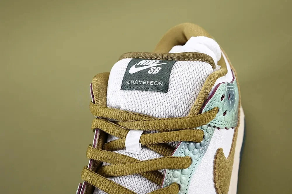 Alexis Sablone x Dunk Low SB 'Chameleon' 2024