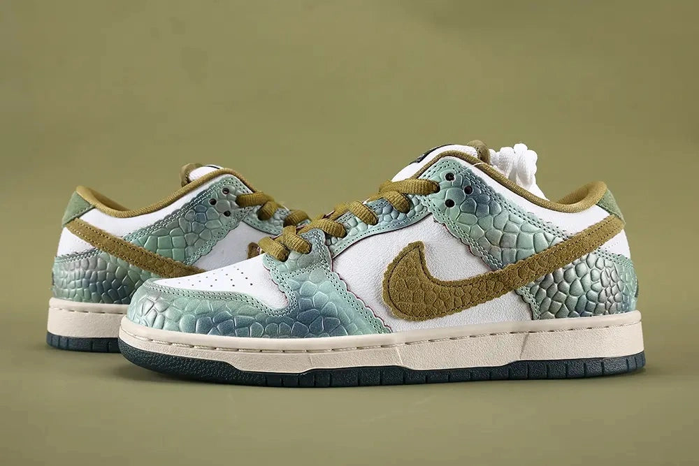 Alexis Sablone x Dunk Low SB 'Chameleon' 2024