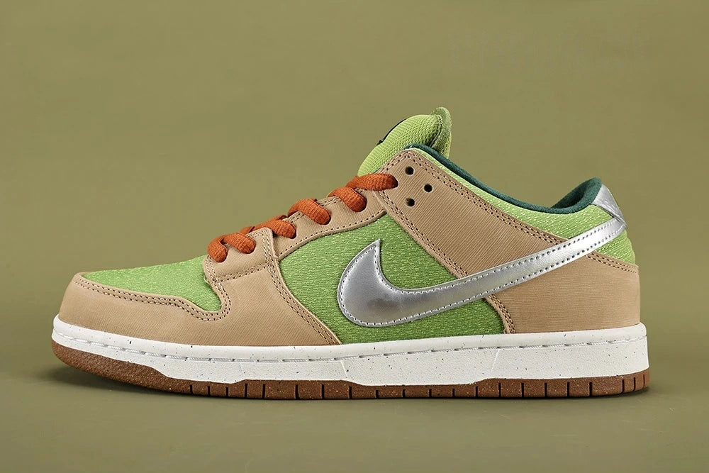 Dunk Low Pro SB 'Escargot' 2024