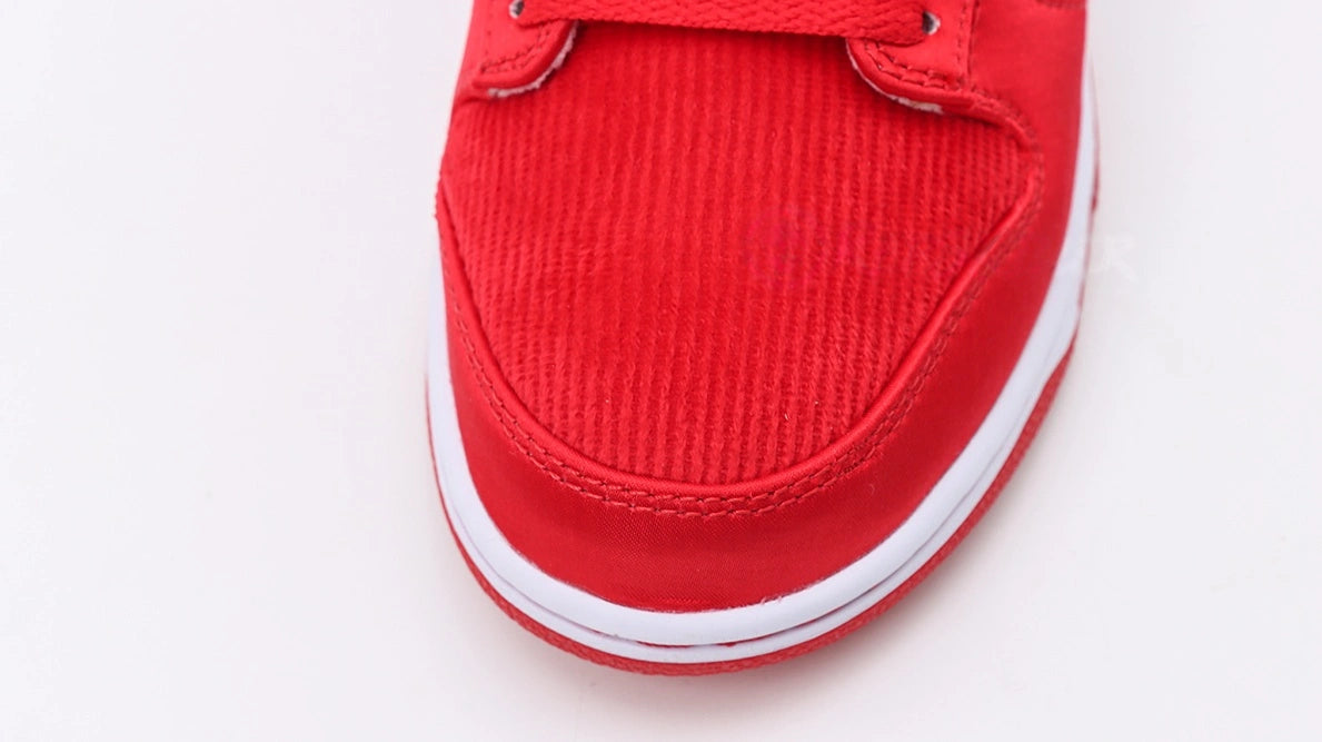 Dunk Low GS 'Valentine's Day 2024'
