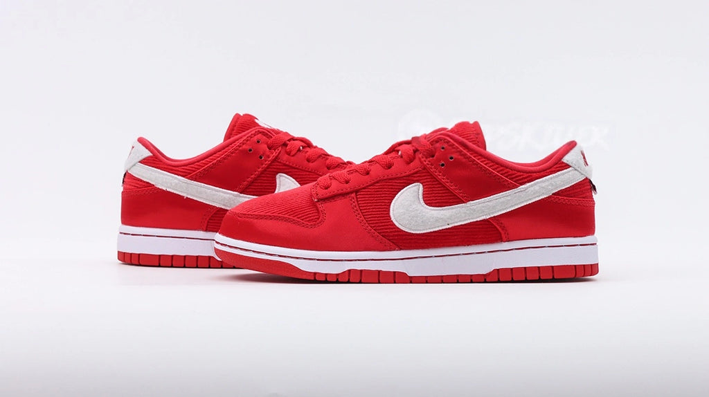 Dunk Low GS 'Valentine's Day 2024'