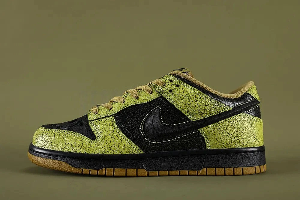 Dunk Low 'Halloween Skull' 2024