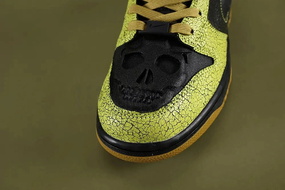 Dunk Low 'Halloween Skull' 2024