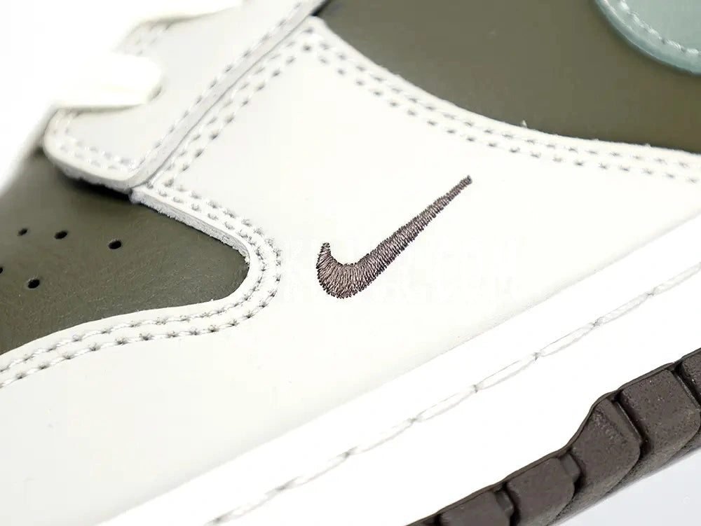 Dunk Low 'Year of the Snake' 2025