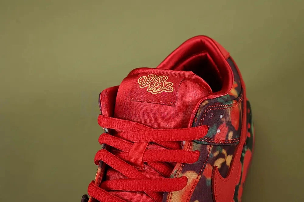 The Wizard of Oz x Dunk Low SB 'Poppy Field' 2024
