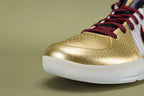 Kobe 4 Gold Medal - lifestyle shot