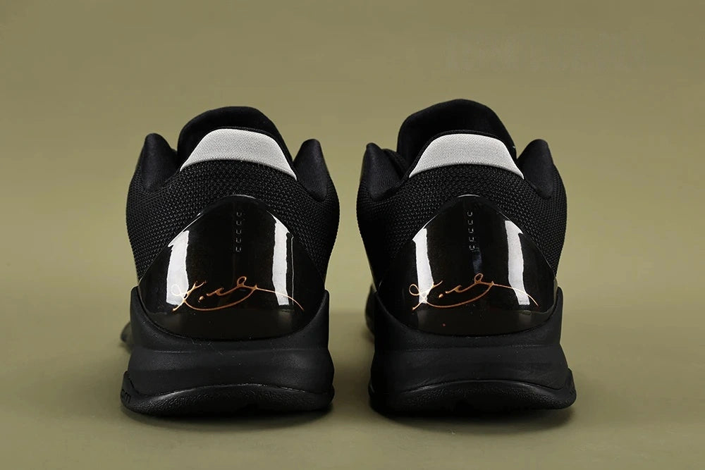 Kobe 5 Blackout Mens