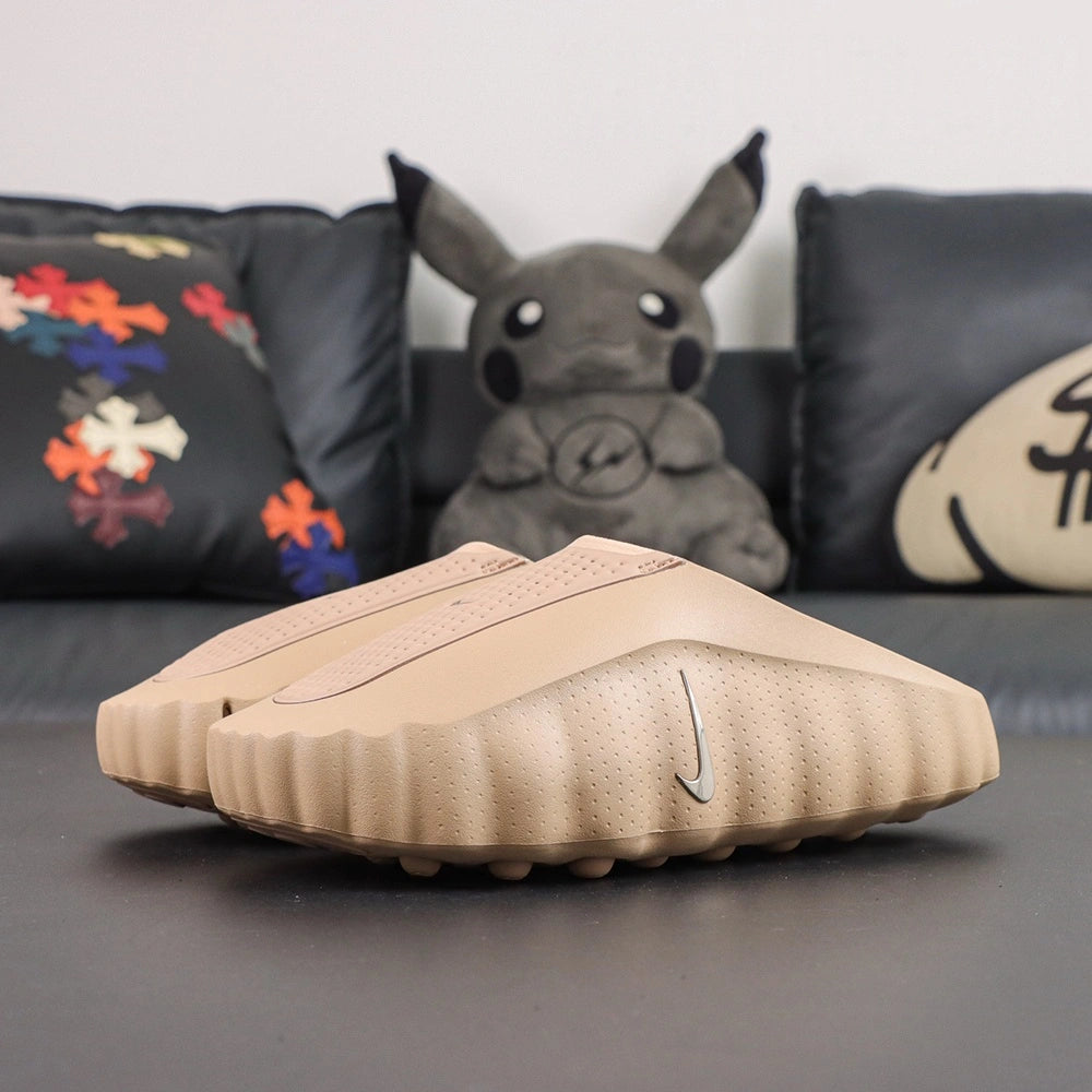 Mind 001 Hemp 2026 - Heel NK and MIND badges pair