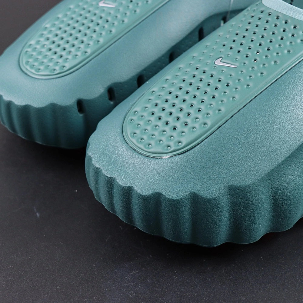Mind 001 Mineral Slate 2026 - Front toe view