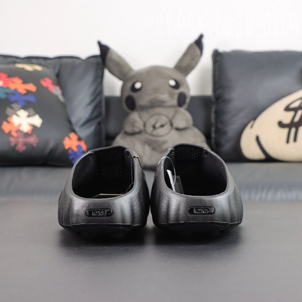 Mind 001 Triple Black 2026 - Heel view