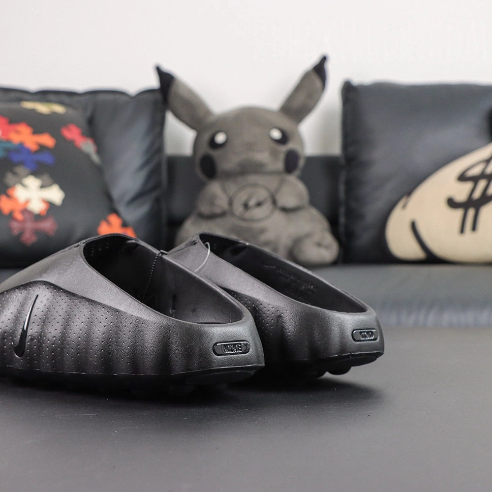 Mind 001 Triple Black 2026 - Additional view