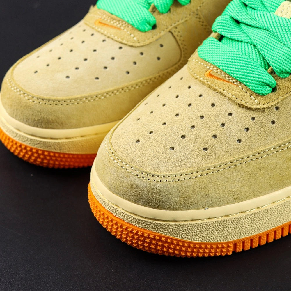 Air Force 1 DOAF Oregon Duck or Egg PE 2025 - pair three quarter view with Nike box