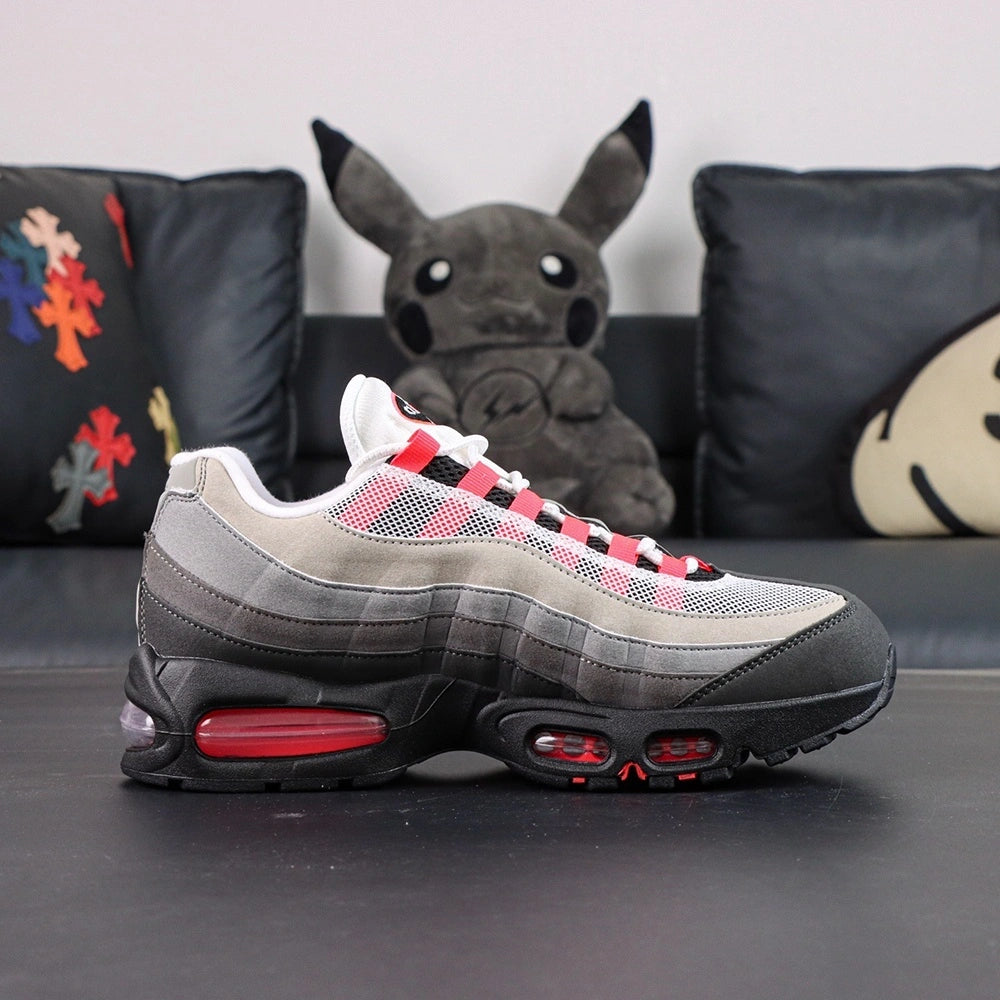 Air Max 95 Big Bubble Solar Red 2025 - Pair Top View