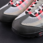Air Max 95 Big Bubble Solar Red 2025 - Heel View Pair