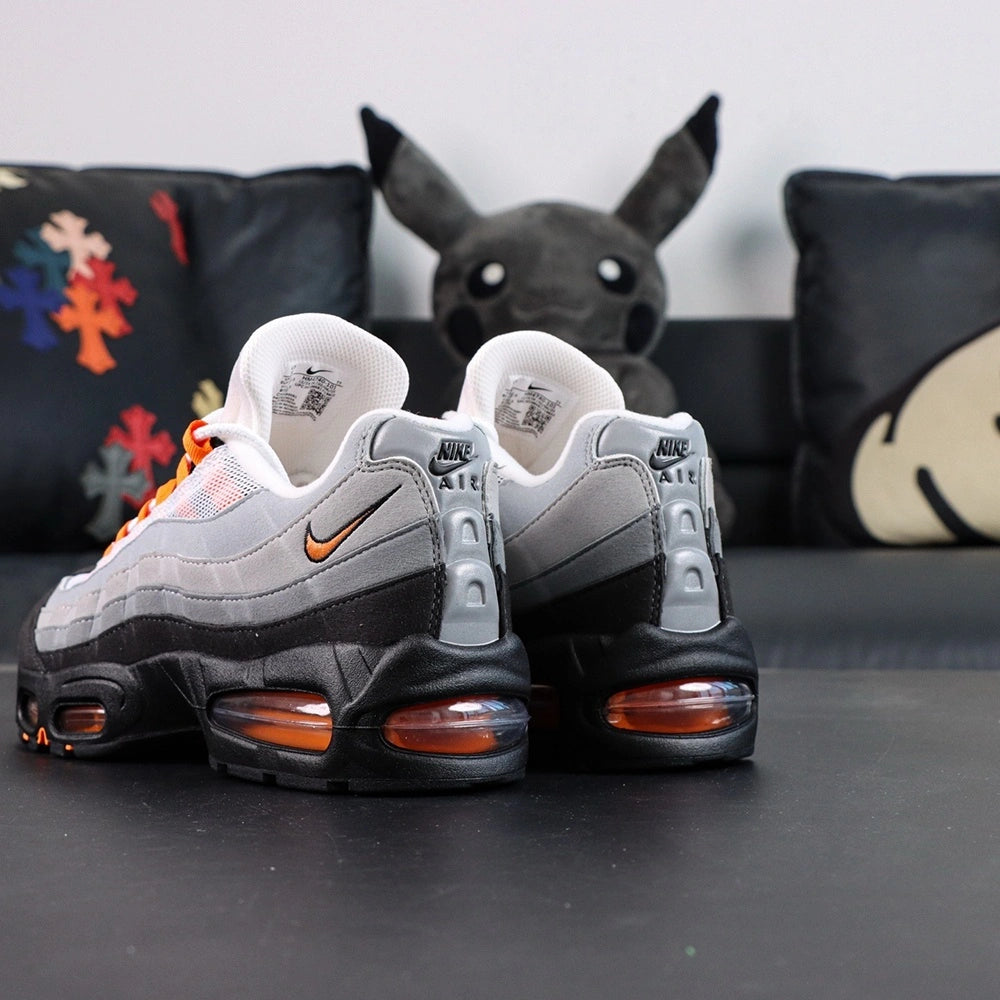 Air Max 95 OG Bright Mandarin 2.0 2025 - Detail