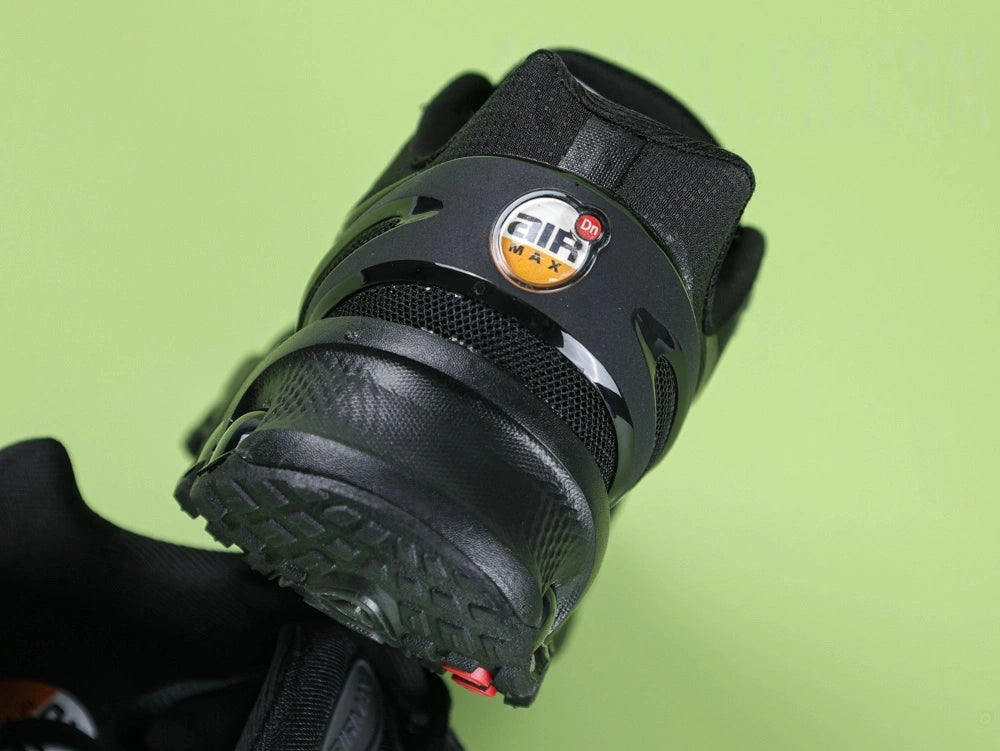 Air Max Dn8 'All Black'