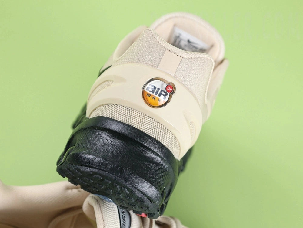 Air Max Dn8 'Desert Khaki/Black'